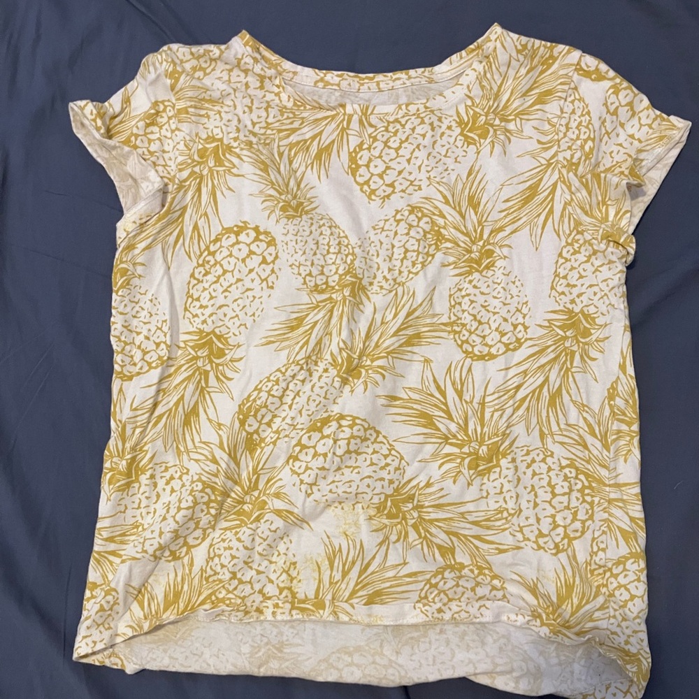Girls T-shirt yellow pineapples from old Navy